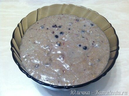 Приготовление рецепта Пирог с черной смородиной шаг 9