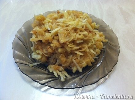 Приготовление рецепта Блинный пирог с яблоками и бананами шаг 7