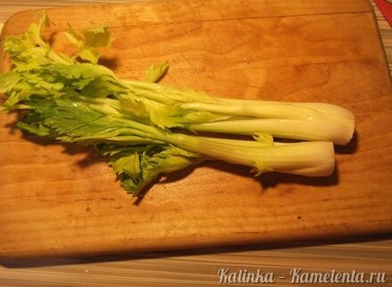 Приготовление рецепта Сельдерей жареный шаг 2