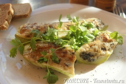 Приготовление рецепта Лодочки из кабачков с грибами шаг 10