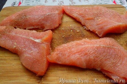 Приготовление рецепта Сочное куриное филе с розмарином на гриле за 7 минут шаг 3