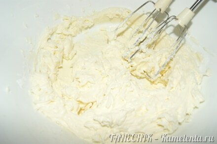 Приготовление рецепта Сырный сливочный торт шаг 10