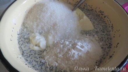 Приготовление рецепта Маковый пирог на основе манки шаг 5