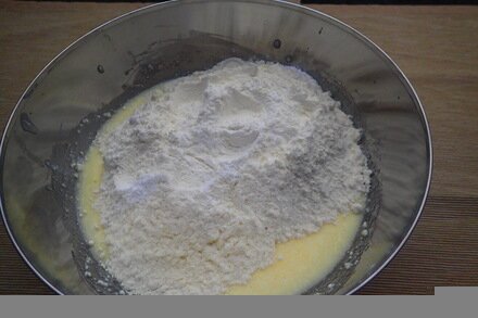 Приготовление рецепта Яблочные кармашки из творожного теста шаг 3