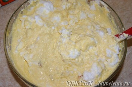 Приготовление рецепта &quot;Подсолнух&quot; (творожная запеканка с курагой и тыквой) шаг 6