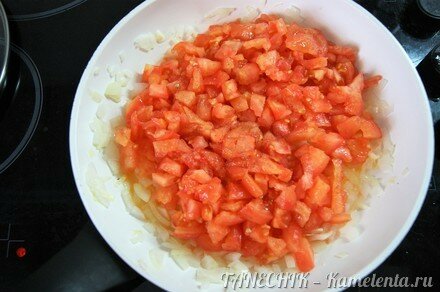 Приготовление рецепта Тефтели с сыром в соусе из томатов шаг 5