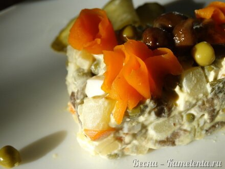 Приготовление рецепта Салат оливье с грибами шаг 4