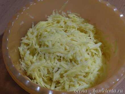 Приготовление рецепта Драники по-деревенски шаг 6