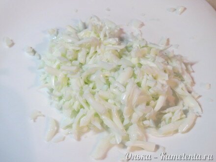 Приготовление рецепта Салат с веселыми пингвинчиками шаг 4