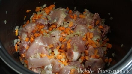 Приготовление рецепта Перловка с курицей в мультиварке шаг 4