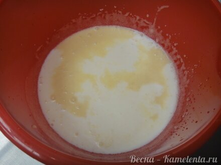 Приготовление рецепта Малиновый капкейк с малиновым кули шаг 5