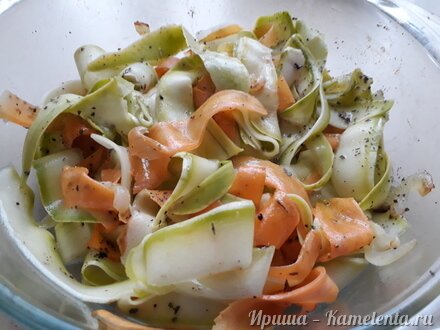 Приготовление рецепта Лапша из кабачков шаг 4