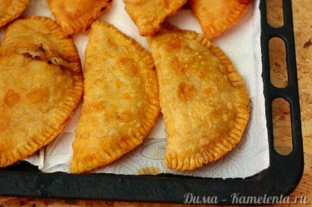 Приготовление рецепта Чебуреки шаг 10