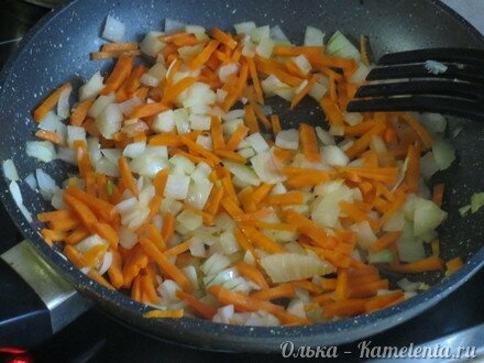 Приготовление рецепта Борщ с фасолью и черносливом шаг 3