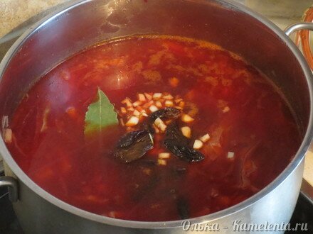 Приготовление рецепта Борщ с фасолью и черносливом шаг 11