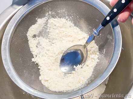 Приготовление рецепта Макарон клубничные на французской меренге шаг 2