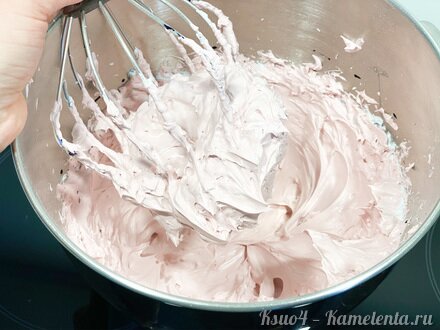 Приготовление рецепта Макарон клубничные на французской меренге шаг 3