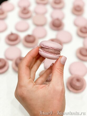 Приготовление рецепта Макарон клубничные на французской меренге шаг 12