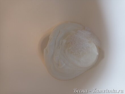 Приготовление рецепта Блины на сметане шаг 2