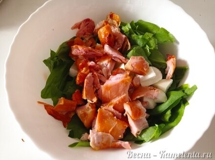 Приготовление рецепта Салат со шпинатом и клубникой шаг 3