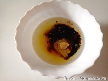 Приготовление рецепта Салат со шпинатом и клубникой шаг 4