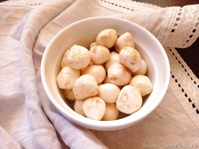 Рецепт пряной маринованной моцареллы