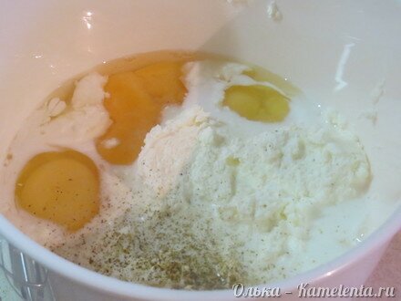 Приготовление рецепта Омлетные маффины с кабачком шаг 2