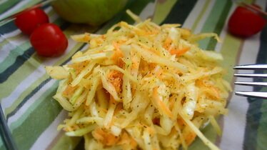 Салат весенний, для похудения и не только