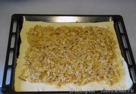 Приготовление рецепта Слоеный пирог с капустой шаг 6