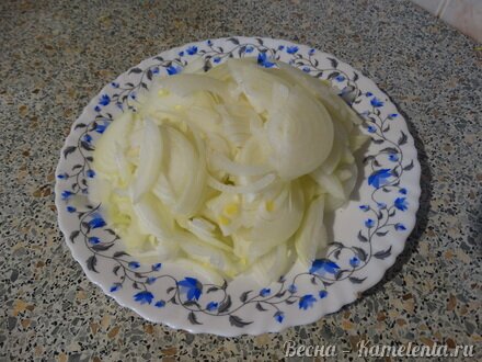 Приготовление рецепта Бефстроганов из сердца с лесными грибами шаг 3