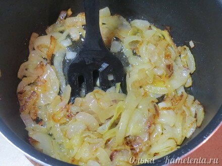 Приготовление рецепта Паста в луковой подливке шаг 5
