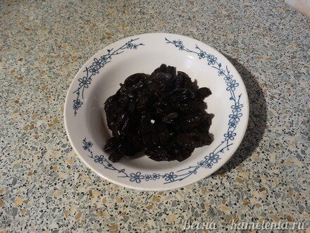 Приготовление рецепта Пирог &quot;визит чернослива&quot; шаг 2