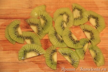 Приготовление рецепта Пирог с киви шаг 8