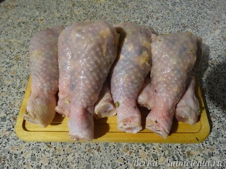 Приготовление рецепта Фаршированные голени с сыром шаг 16