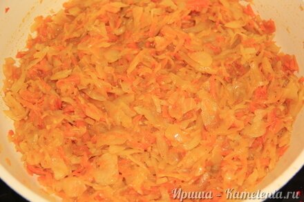 Приготовление рецепта Капуста &quot;Весенняя&quot; с куркумой шаг 5