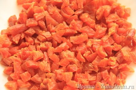 Приготовление рецепта Пасхальный венок с курагой и орехами шаг 6