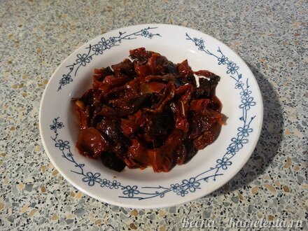 Приготовление рецепта Дрожжевой хлеб с вялеными томатами шаг 10