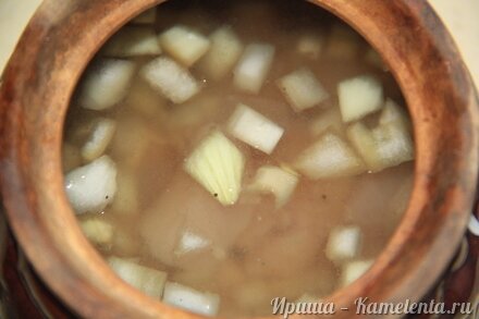 Приготовление рецепта Курица с рисом в горшочках шаг 5